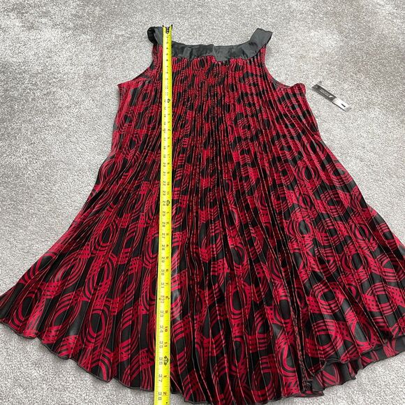 Voir Limited Collection Pleated Dress Womens 18 Red Black Geometric Halter NWT - Picture 7 of 12